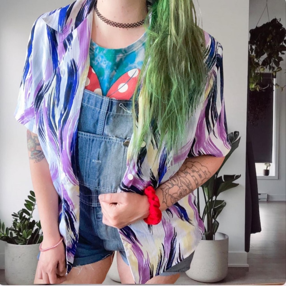 Retro 90's Funky Paint Stroke Lightweight Button Up 12